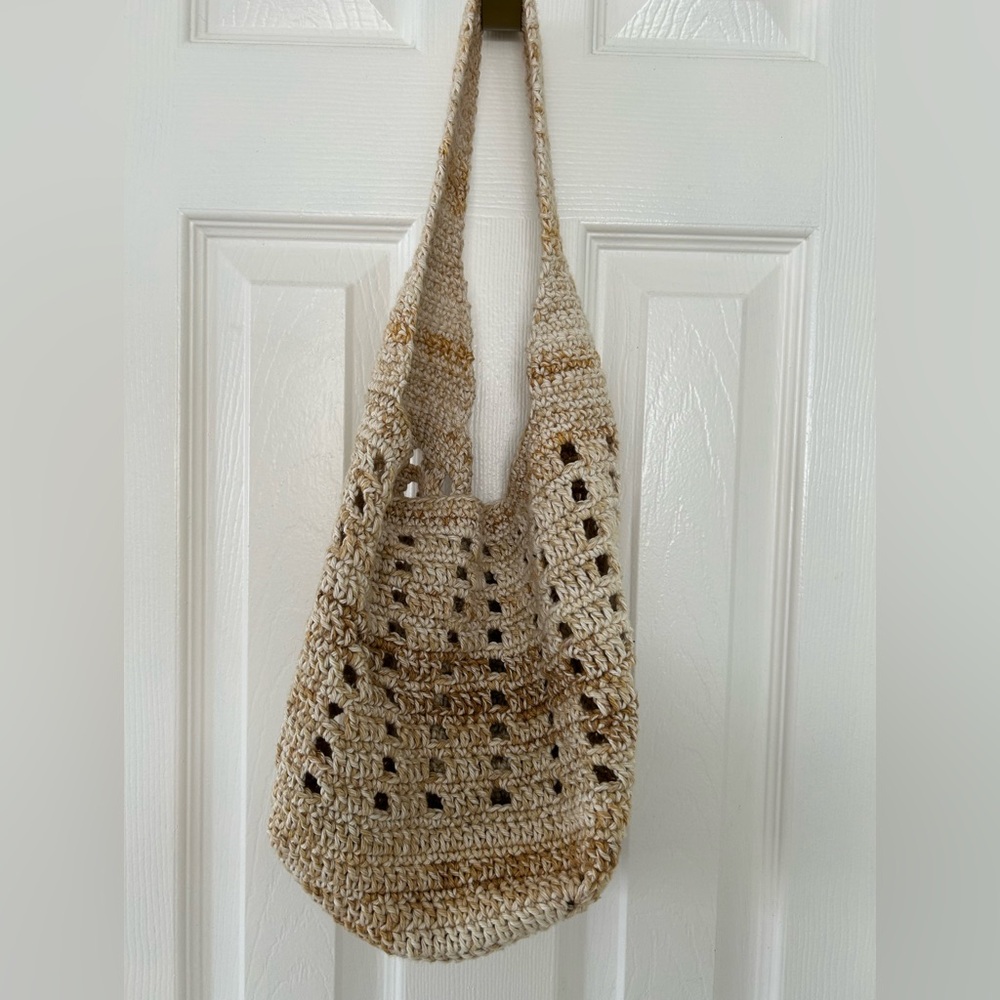 Handmade Crochet Shoulder Bag in Cream & Tan - Picture 3 of 8